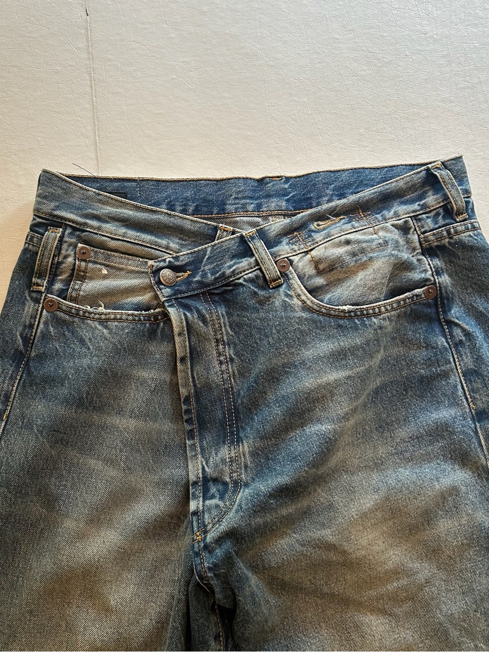 R13 Cross-Over Jeans - Jasper wash. sz 28 - Picture 4 of 9